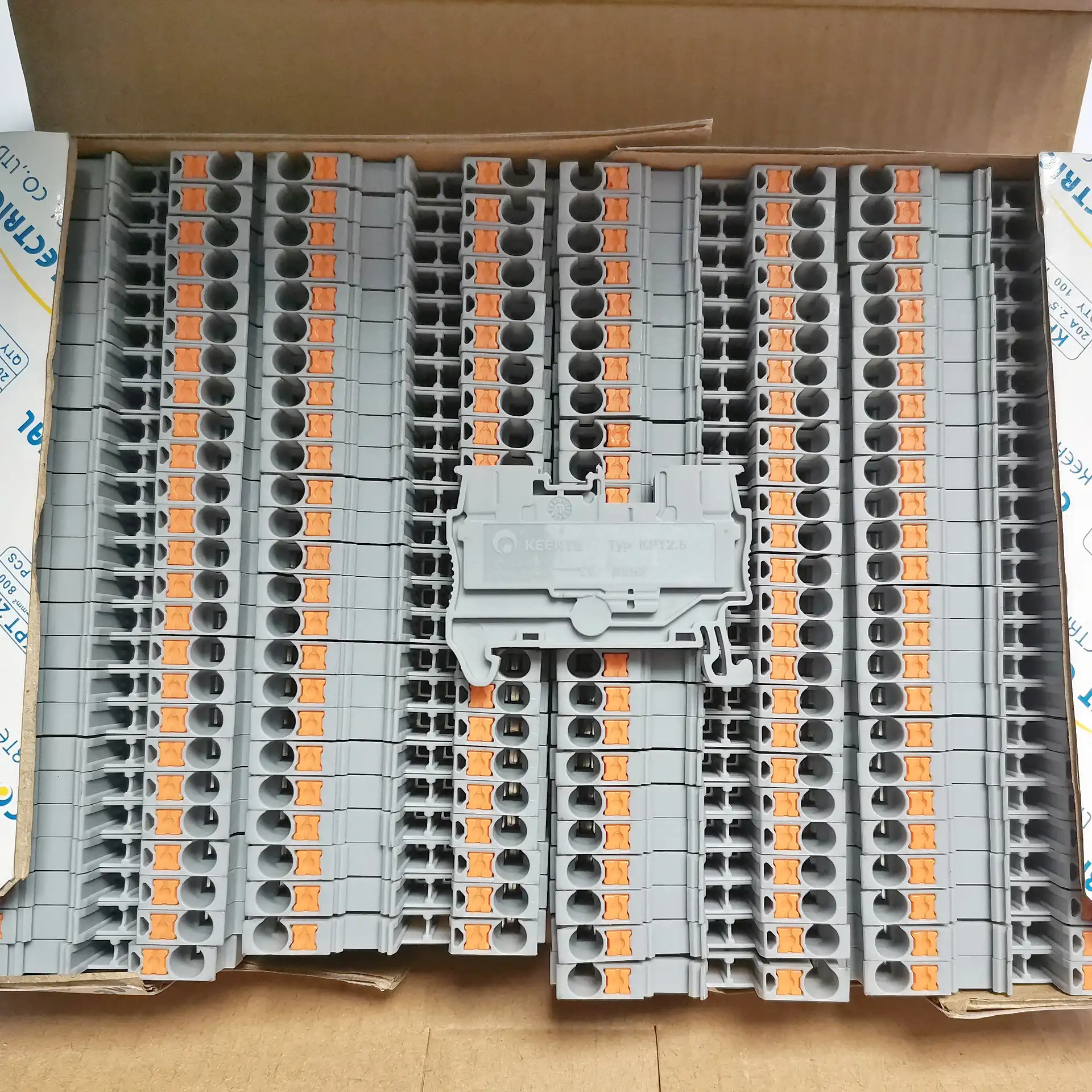How to Source Terminal Blocks Factory Direct from China - SENTOP ...